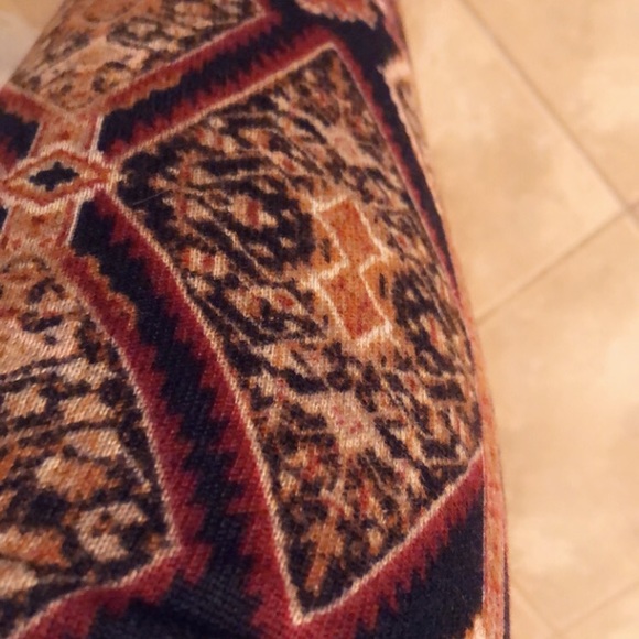 Patterned Leggings - Picture 3 of 3